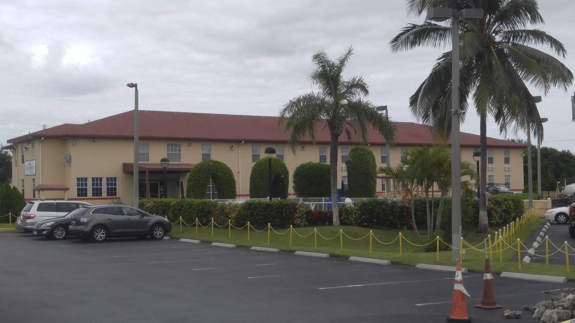 Belmont Inn & Suites Florida City Exterior foto